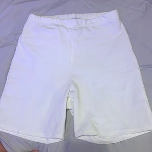 white fashion nova biker shorts XS